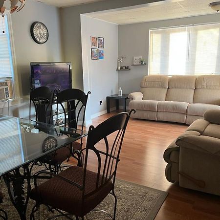 Lovely Three Bedroom Apartment Near Jersey City And Newyork Linden Kültér fotó