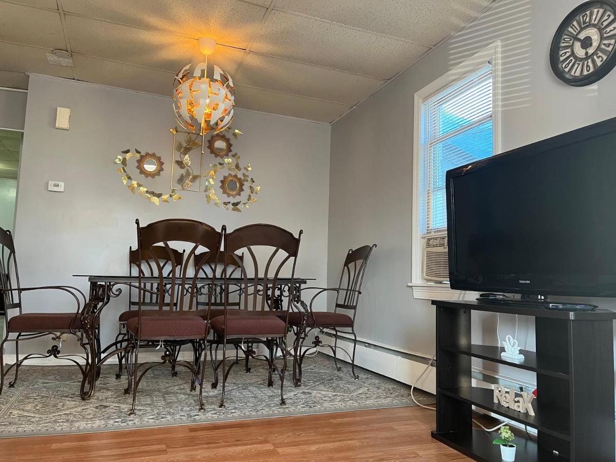 Lovely Three Bedroom Apartment Near Jersey City And Newyork Linden Kültér fotó