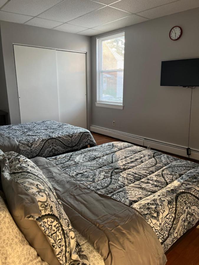 Lovely Three Bedroom Apartment Near Jersey City And Newyork Linden Kültér fotó
